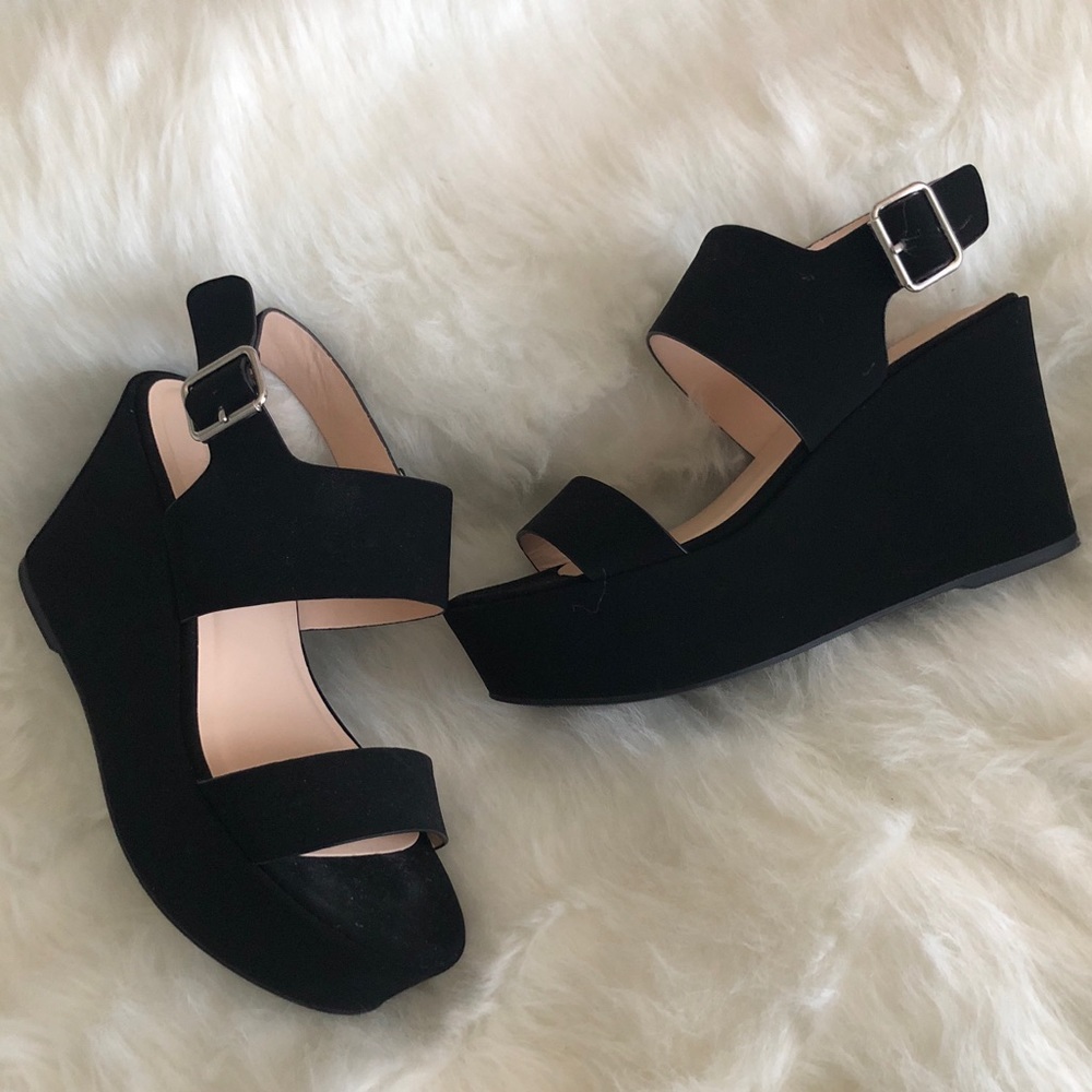 Black Charlotte Russe wedges
